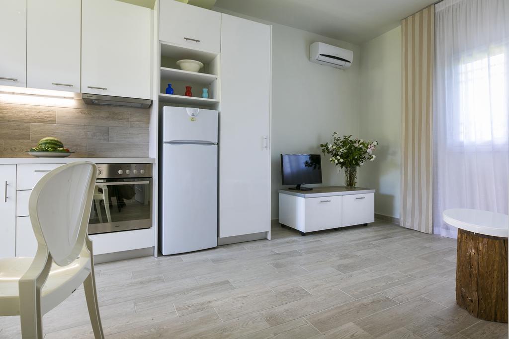 Olive Grove Studios & Apartments Svoronata Exterior photo