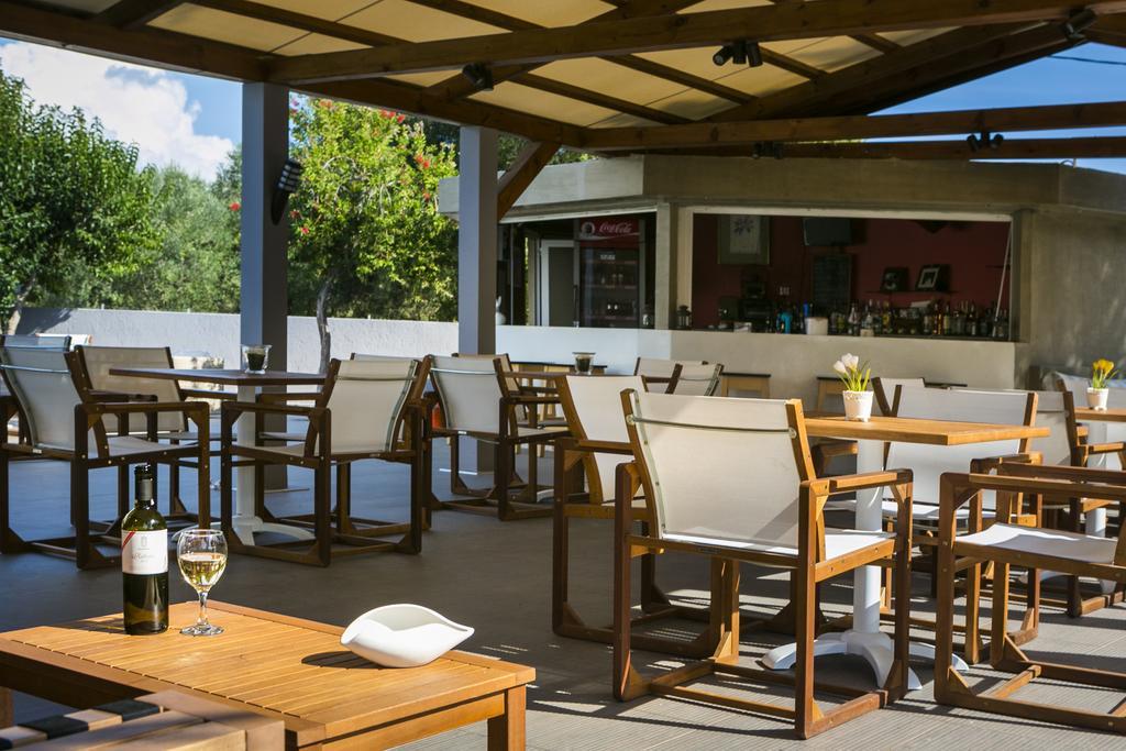 Olive Grove Studios & Apartments Svoronata Exterior photo