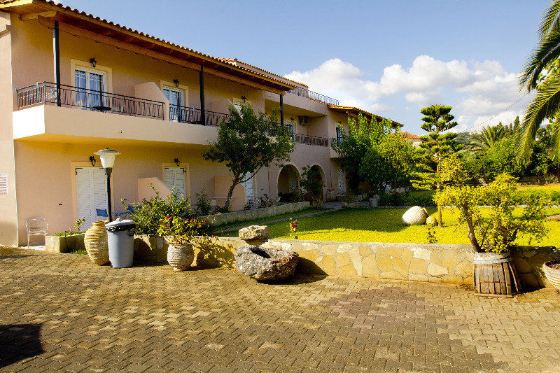 Olive Grove Studios & Apartments Svoronata Exterior photo