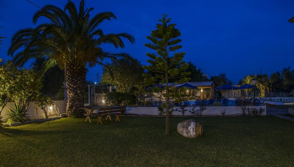 Olive Grove Studios & Apartments Svoronata Exterior photo